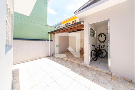 Casa para alugar com 70m², 1 quarto e 2 vagasDetalhe de serviço 