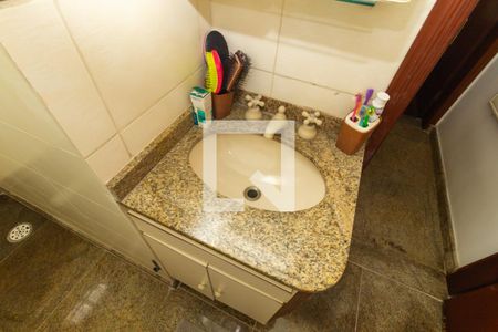 Casa à venda com 143m², 3 quartos e 1 vagaBanheiro da Suíte 2