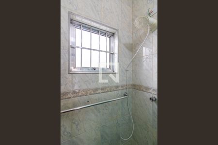 Banheiro de casa para alugar com 2 quartos, 80m² em Gopouva, Guarulhos