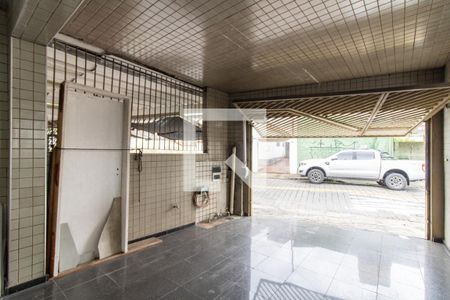 Garagem de casa para alugar com 2 quartos, 80m² em Gopouva, Guarulhos