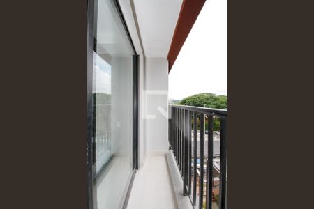 Varanda de kitnet/studio para alugar com 1 quarto, 25m² em Pinheiros, São Paulo
