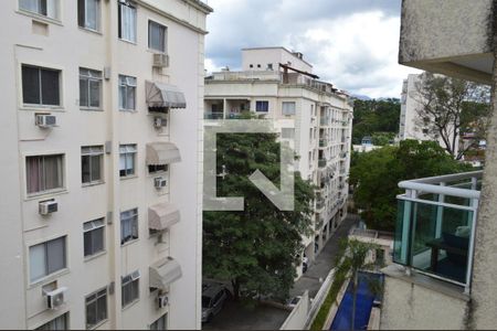 Apartamento à venda com 73m², 2 quartos e 1 vaga Apartamento à venda com 73m², 2 quartos e 1 vagaVista da Suíte