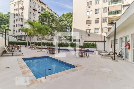 Apartamento à venda com 73m², 2 quartos e 1 vaga Apartamento à venda com 73m², 2 quartos e 1 vagaÁrea comum - Piscina