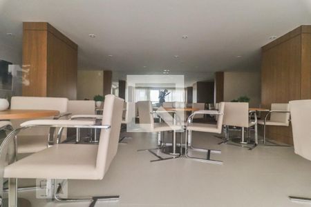 Apartamento à venda com 73m², 2 quartos e 1 vaga Apartamento à venda com 73m², 2 quartos e 1 vagaÁrea comum - Salão de festas