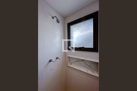 Apartamento à venda com 73m², 2 quartos e 2 vagasBanheiro da Suíte 1