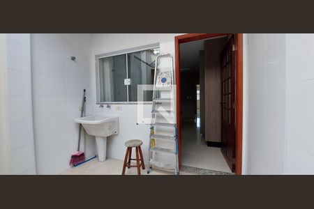 Casa à venda com 105m², 2 quartos e 2 vagasÁrea de Serviço