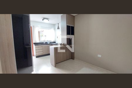 Casa à venda com 105m², 2 quartos e 2 vagasCozinha