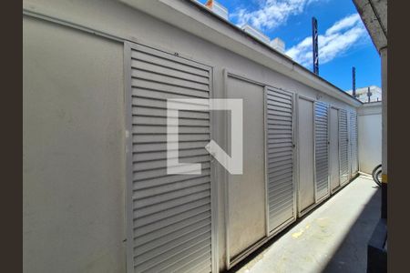 Apartamento à venda com 82m², 2 quartos e 1 vaga Apartamento à venda com 82m², 2 quartos e 1 vagaGuarda volume