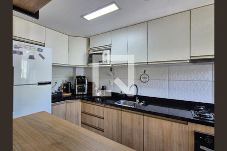 Apartamento à venda com 82m², 2 quartos e 1 vaga Apartamento à venda com 82m², 2 quartos e 1 vagaCozinha