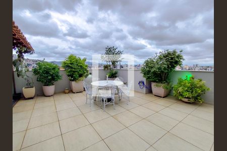 Apartamento à venda com 194m², 3 quartos e 3 vagasÁrea Gourmet