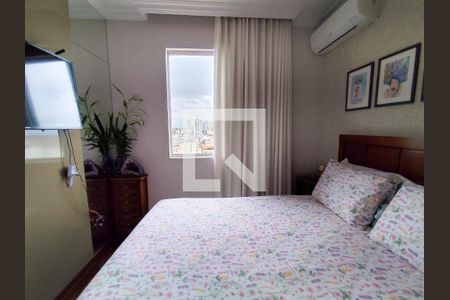 Apartamento à venda com 194m², 3 quartos e 3 vagasQuarto 3