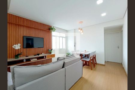 Foto 10 de apartamento à venda com 2 quartos, 65m² em São João Batista, Belo Horizonte