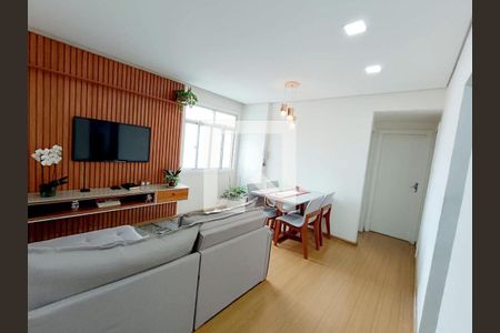 Foto 04 de apartamento à venda com 2 quartos, 65m² em São João Batista, Belo Horizonte