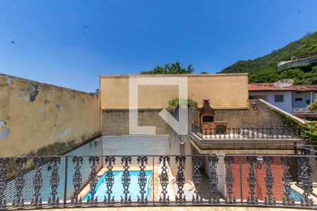 Casa à venda com 350m², 5 quartos e 3 vagasVista da Suíte 1