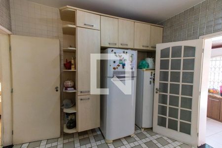 Casa à venda com 350m², 5 quartos e 3 vagasCozinha