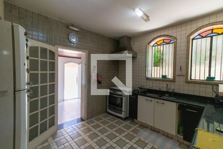 Casa à venda com 350m², 5 quartos e 3 vagasCozinha