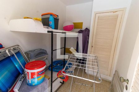 Casa à venda com 350m², 5 quartos e 3 vagasQuarto de Serviço 1