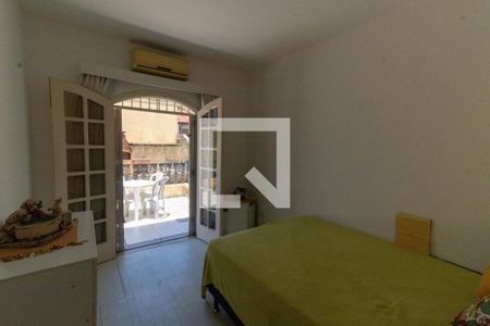 Casa à venda com 350m², 5 quartos e 3 vagasQuarto 2