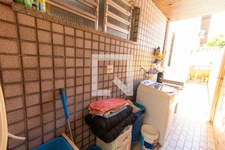 Casa à venda com 350m², 5 quartos e 3 vagasÁrea de Serviço