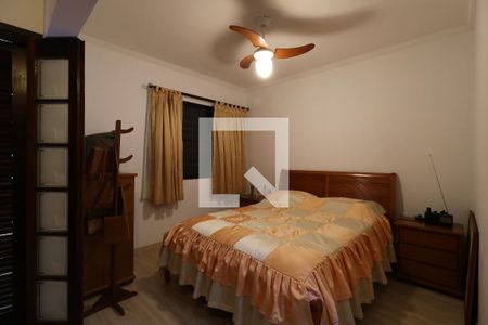 Casa à venda com 180m², 3 quartos e 4 vagasSuíte