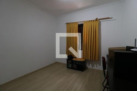 Casa à venda com 180m², 3 quartos e 4 vagasQuarto 2