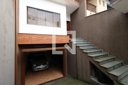Casa à venda com 180m², 3 quartos e 4 vagasFrente