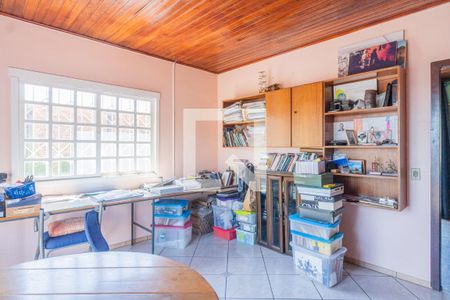 Casa à venda com 299m², 3 quartos e 5 vagasEscritório