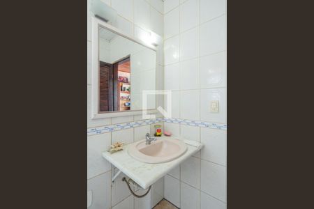 Casa à venda com 299m², 3 quartos e 5 vagasBanheiro Social 2