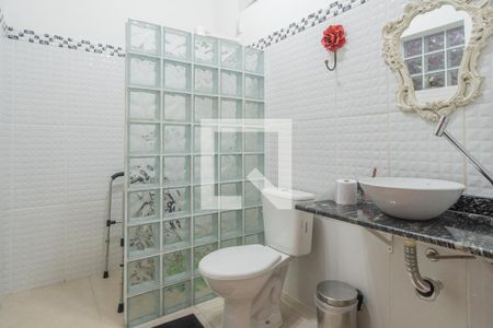 Casa à venda com 299m², 3 quartos e 5 vagasBanheiro Social 1