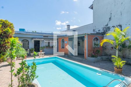Casa à venda com 299m², 3 quartos e 5 vagasQuintal