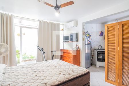 Casa à venda com 299m², 3 quartos e 5 vagasQuarto - casa 2