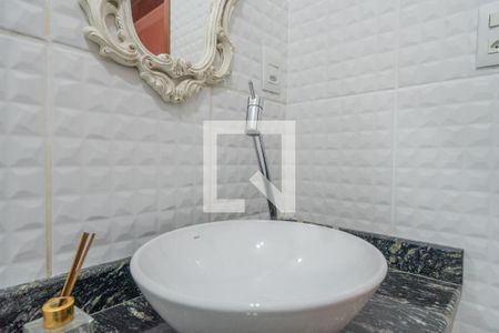 Casa à venda com 299m², 3 quartos e 5 vagasBanheiro Social 1