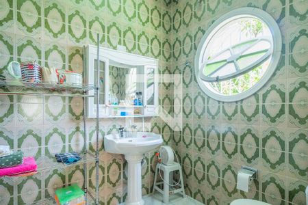 Casa à venda com 299m², 3 quartos e 5 vagasBanheiro do Quarto 3