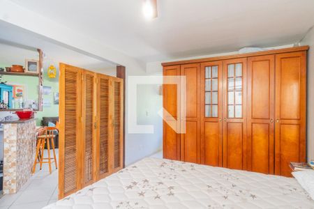 Casa à venda com 299m², 3 quartos e 5 vagasQuarto - casa 2