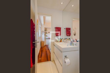 Apartamento à venda com 171m², 3 quartos e 3 vagasBanheiro da Suíte 1