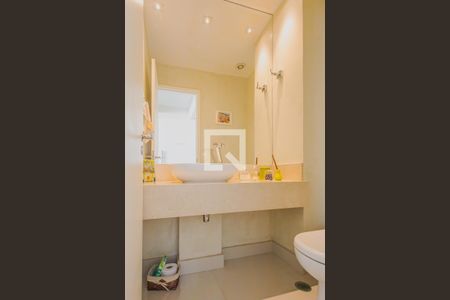 Apartamento à venda com 171m², 3 quartos e 3 vagasLavabo