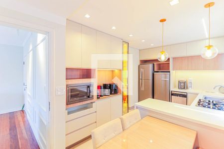 Apartamento à venda com 115m², 3 quartos e 2 vagas Apartamento à venda com 115m², 3 quartos e 2 vagasCozinha