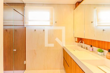 Apartamento à venda com 115m², 3 quartos e 2 vagas Apartamento à venda com 115m², 3 quartos e 2 vagasBanheiro Suíte