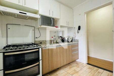 Apartamento à venda com 58m², 2 quartos e 1 vagaCozinha e Área de Serviço