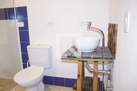 Casa à venda com 230m², 3 quartos e 5 vagas Casa à venda com 230m², 3 quartos e 5 vagasLavabo