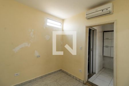 Quarto de casa para alugar com 1 quarto, 10m² em Cangaiba, São Paulo