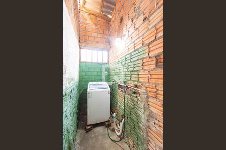 Casa à venda com 130m², 4 quartos e 4 vagasLavanderia 