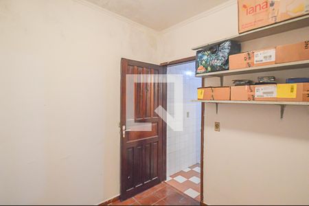 Casa à venda com 300m², 3 quartos e 4 vagasQuarto de Serviço