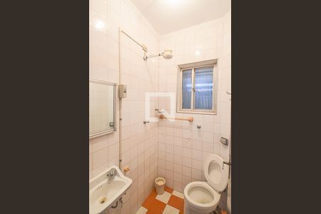 Casa à venda com 300m², 3 quartos e 4 vagasBanheiro de serviço