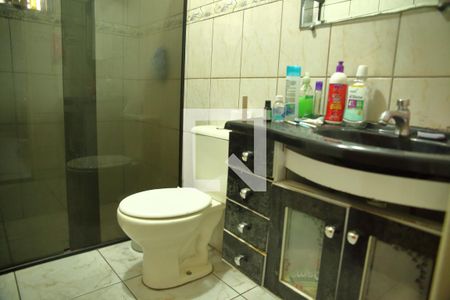 Casa à venda com 200m², 4 quartos e 6 vagasBanheiro 2
