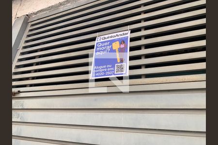 Casa à venda com 200m², 4 quartos e 6 vagasPlaquinha