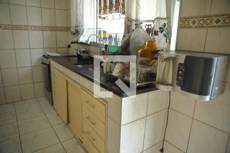 Casa à venda com 200m², 4 quartos e 6 vagasCozinha