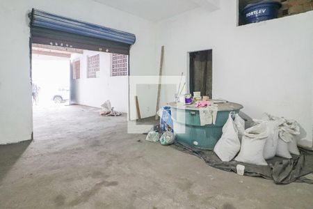 Casa à venda com 193m², 3 quartos e 6 vagasGaragem / Quintal