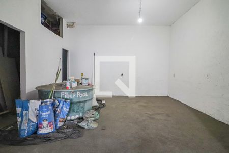 Casa à venda com 193m², 3 quartos e 6 vagasGaragem / Quintal