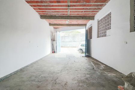 Casa à venda com 193m², 3 quartos e 6 vagasGaragem / Quintal